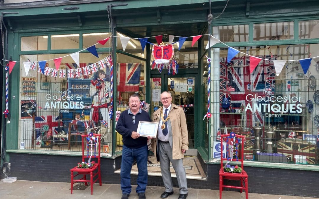 Gloucester Antiques Centre comes out on top for the Best Dressed Window competition for the Coronation!