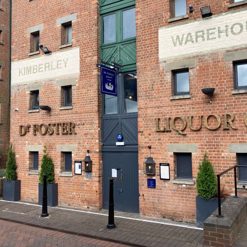 Dr Foster Liquor Co - Bar & Restaurant