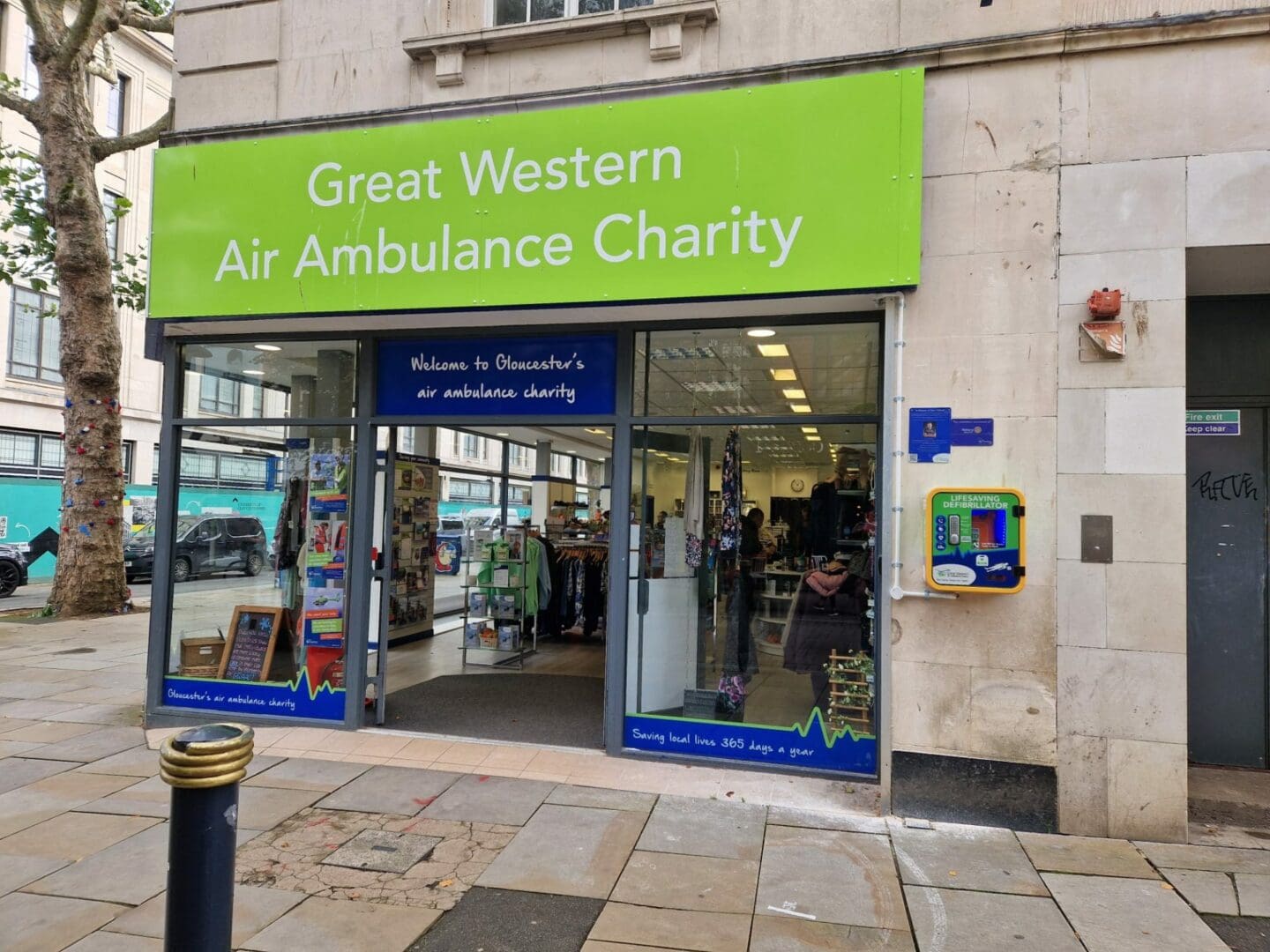 Location of the defib outside Great Western Air Ambulance Charity shop on Northgate Street.