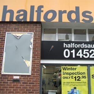 Halfords Auto Centre Northgate Street Gloucester Four Gates