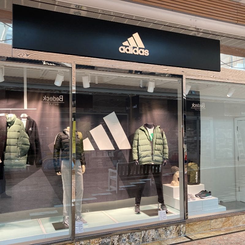Adidas - Quays Outlet