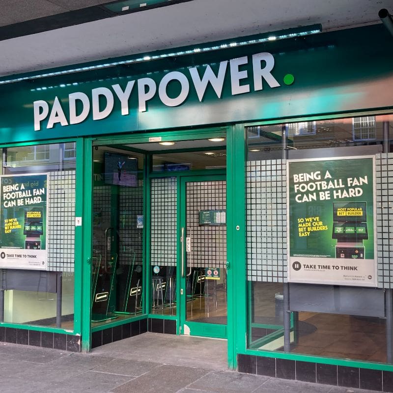 Paddy Power - Betting shop